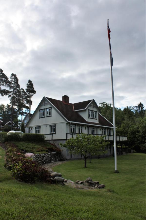 Huset I Skogen Apartamento Moss Exterior foto