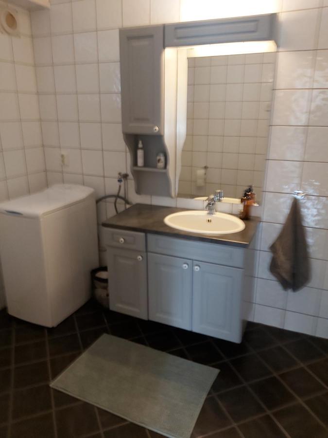 Huset I Skogen Apartamento Moss Exterior foto